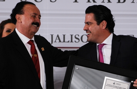 RECONOCIMIENTO A ENRIQUE MICHEL VELASCO DEL GOBIERNO DE JALISCO