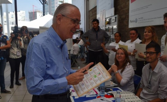 MARTÍNEZ MORA HACE UN LLAMADO POR LA TRANSPARENCIA