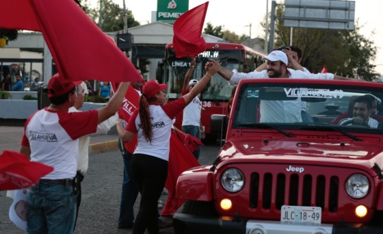 ‘SEIS ENCUESTAS LE DAN DELANTERA’