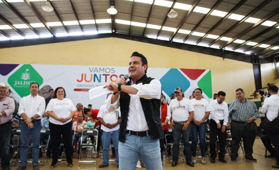 Acuerdan gobierno y ciudadanos acciones para la costa sur de Jalisco
