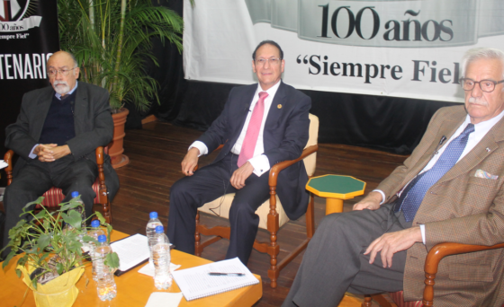 Presentan dos visiones de Shakespeare en el Atlas