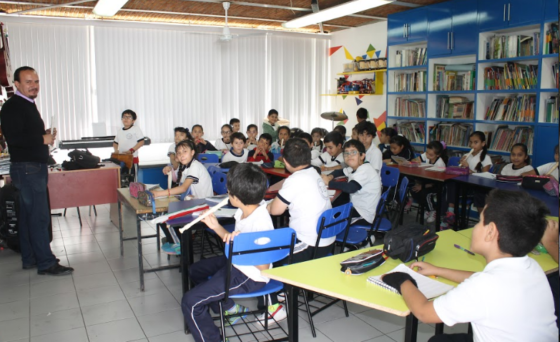 ESCUELAS DE CALIDAD: LAS ESCUELAS PÚBLICAS PUEDEN SER TAN BUENAS COMO LAS PRIVADAS