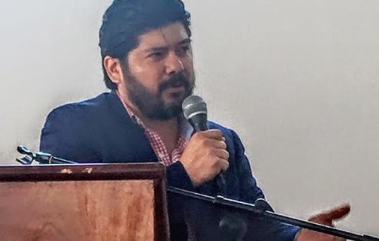Revocación de mandato en Guadalajara, gasto inútil: Regidor Salvador de la Cruz