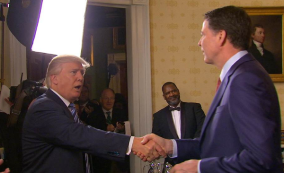 Aldea Global: Trump despide a Comey