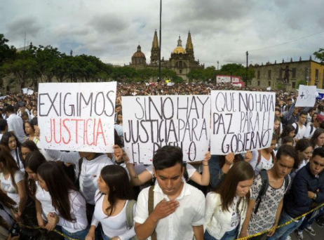 Luchas Sociales: Primera exigencia de seguridad pública