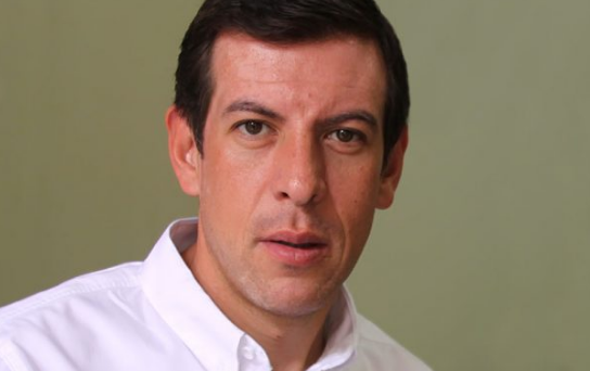 Miguel Castro Reynoso está listo para escuchar