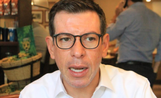 Miguel Castro y su visión del mundo en el que vive: El pragmatismo exacerbado le hace daño a la política