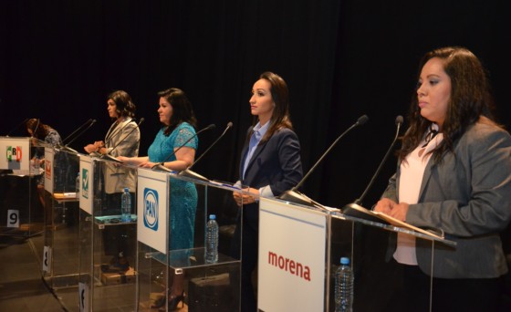 Lo que proponen y critican futuras diputadas: Prensa resta valor a debate entre aspirantes a pluris
